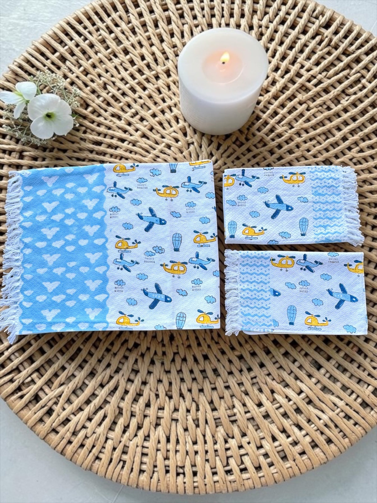 gifting-sky-explorer-blockprint-kids-cotton-jacquard-towel-set