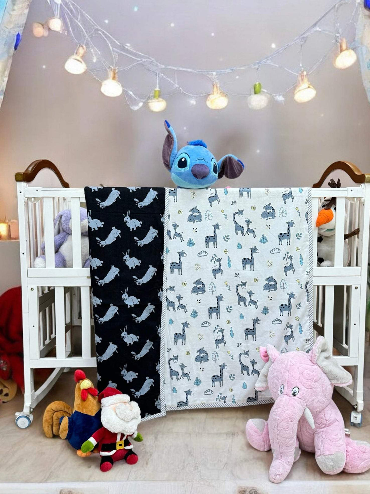 eco friendly kids blanket giraffe rabbit print mulmul fabric with flannel best summer dohar handmade reversible lightweight suitable for warm climate retail wholesale baby shower gifting usa uk kuwait malaysia philippines