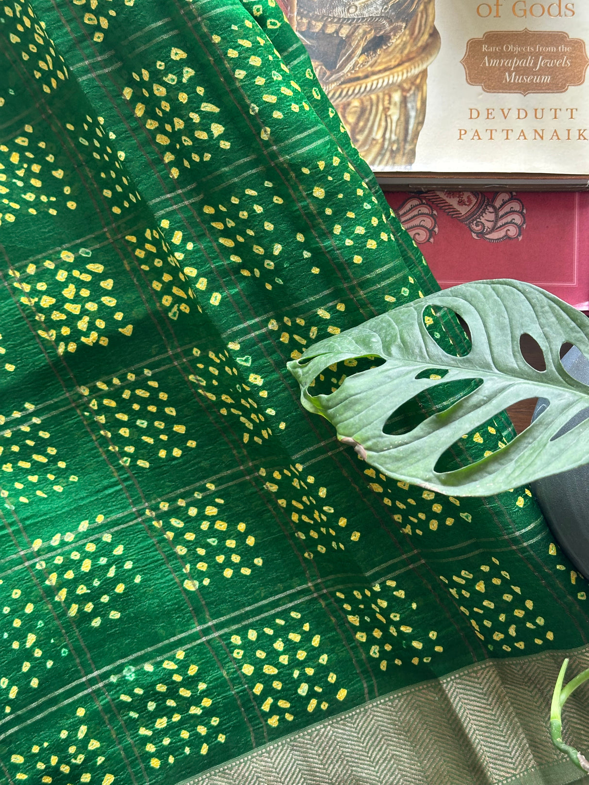 gossamer-luxe-pure-bandhani-chanderi-silk-saree