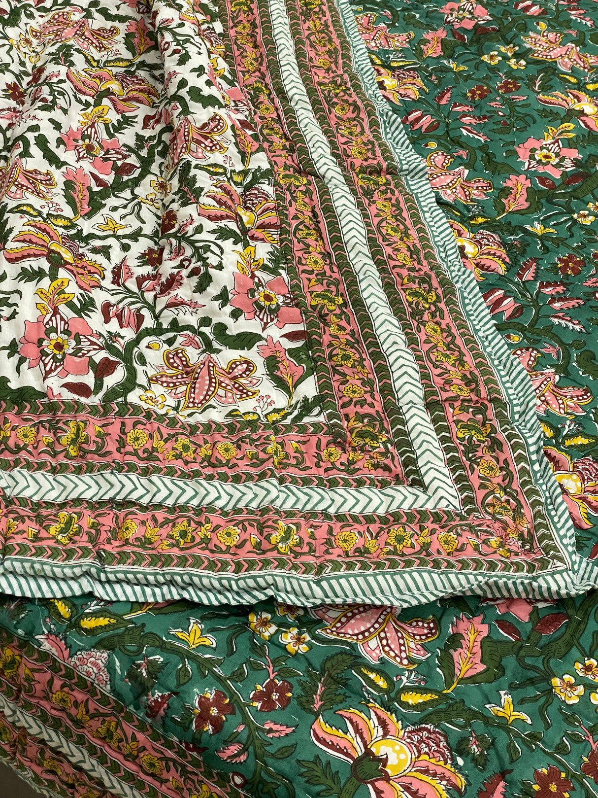 green-brown-king-cotton-quilt-stitch-view