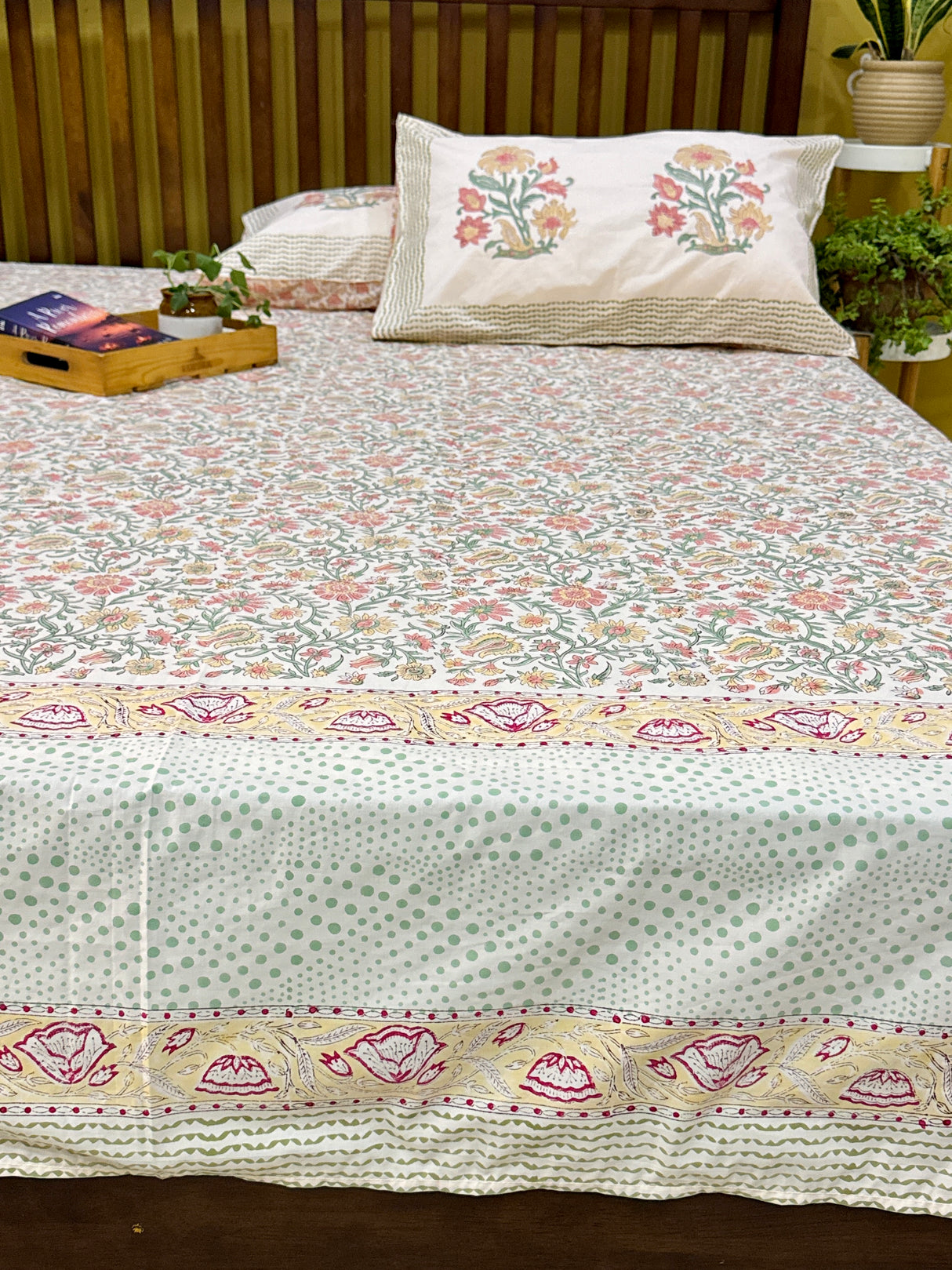 pink-green-floral-cotton-bedsheet