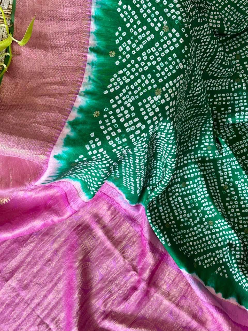 green-kanjivaram-silk-bandhani-saree