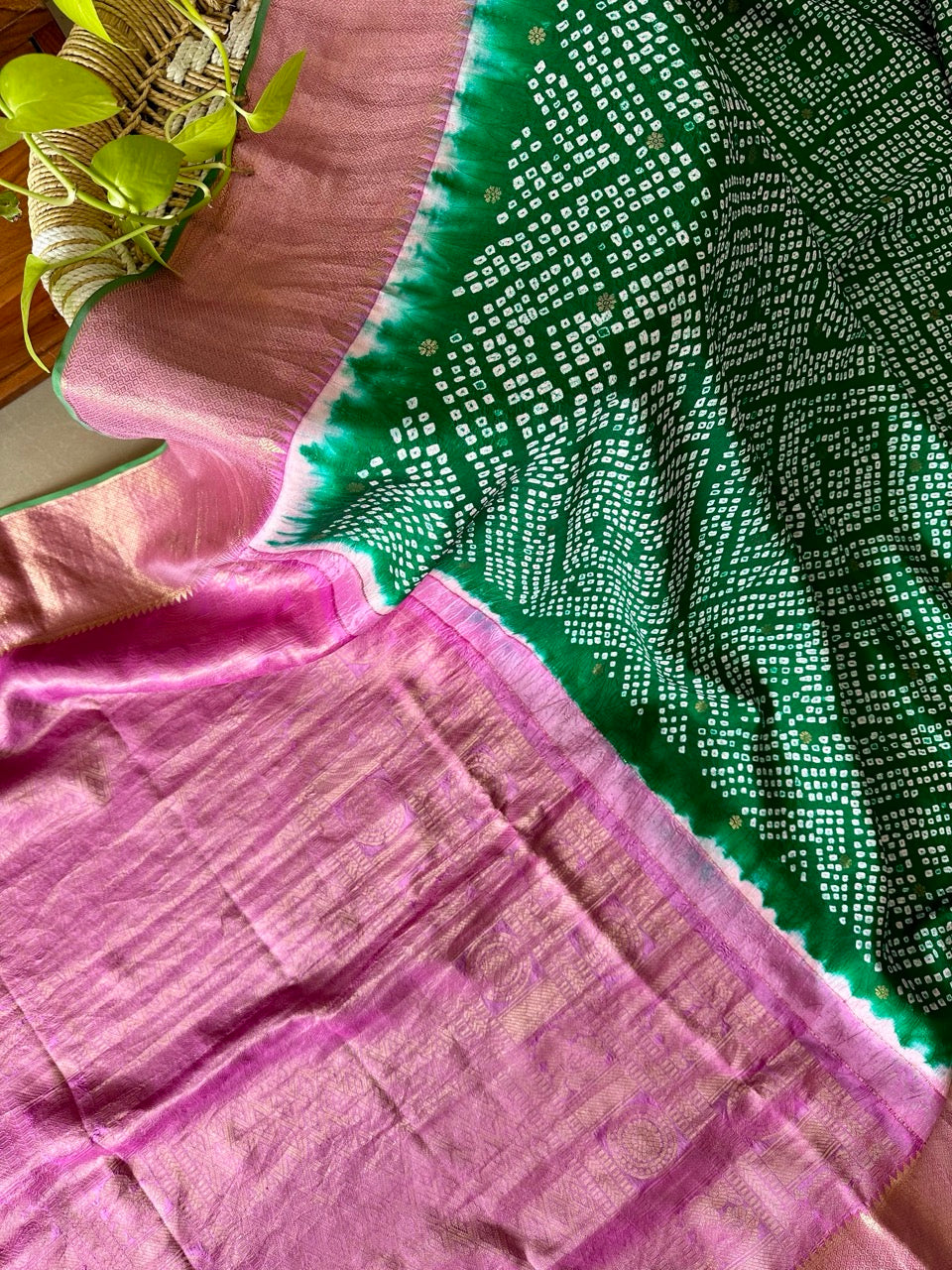 green-kanjivaram-silk-bandhani-saree