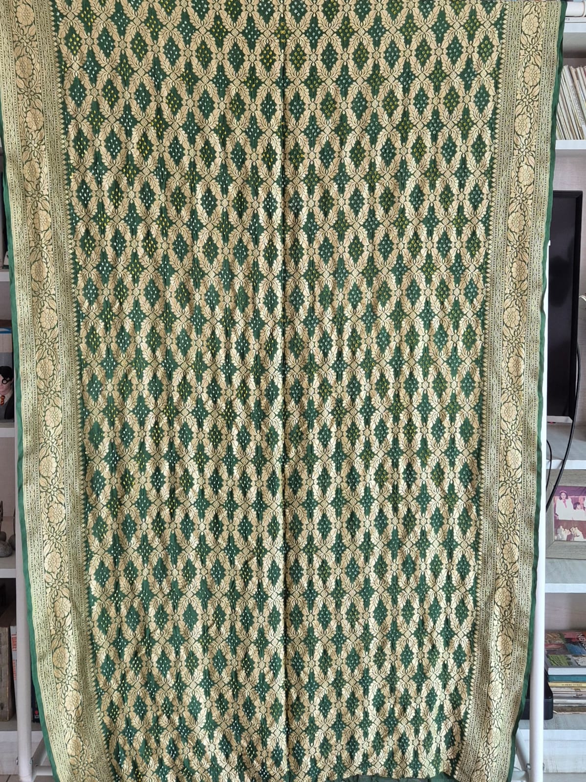 Green Pure Banarasi Georgette Bandhani Saree