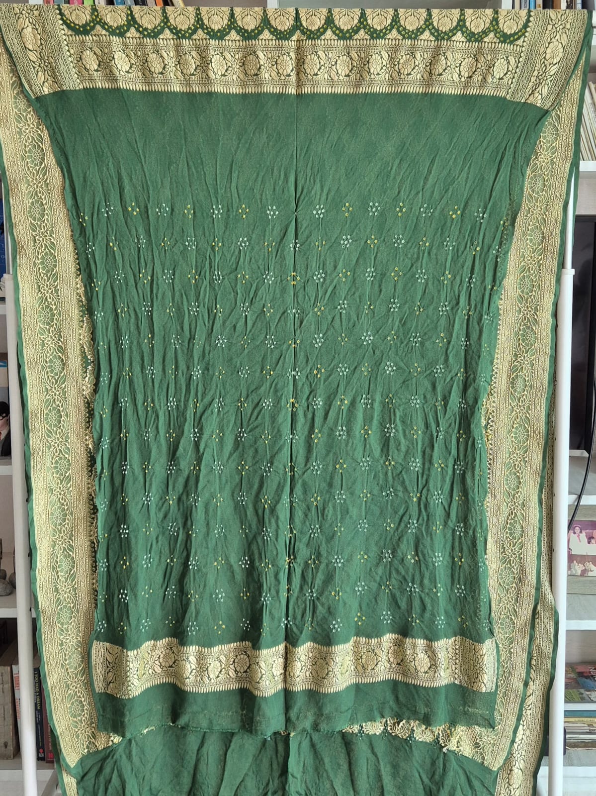 Green Pure Banarasi Georgette Bandhani Saree