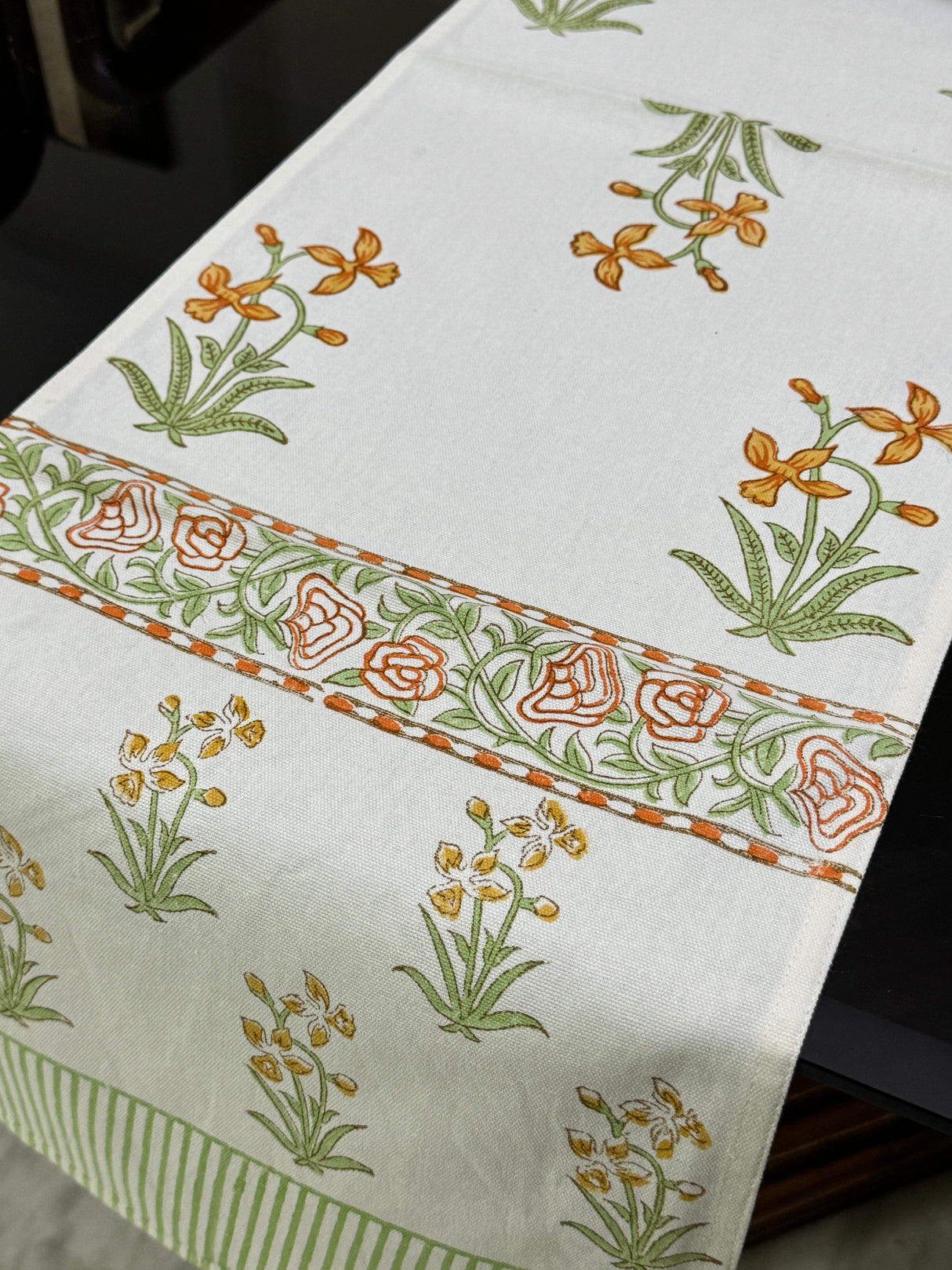 green-theme-blockprint-table-runner-side-view