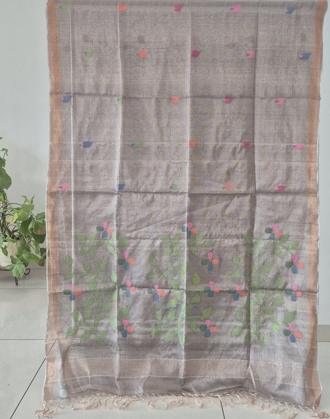 Grey Handloom Tissue Silk Saree with Jamdani weaving