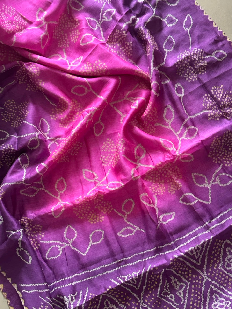 gulab-leher-dual-shade-munga-silk-bandhani-saree