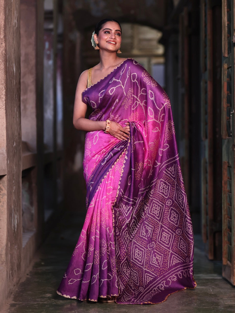gulab-leher-dual-shade-munga-silk-bandhani-saree