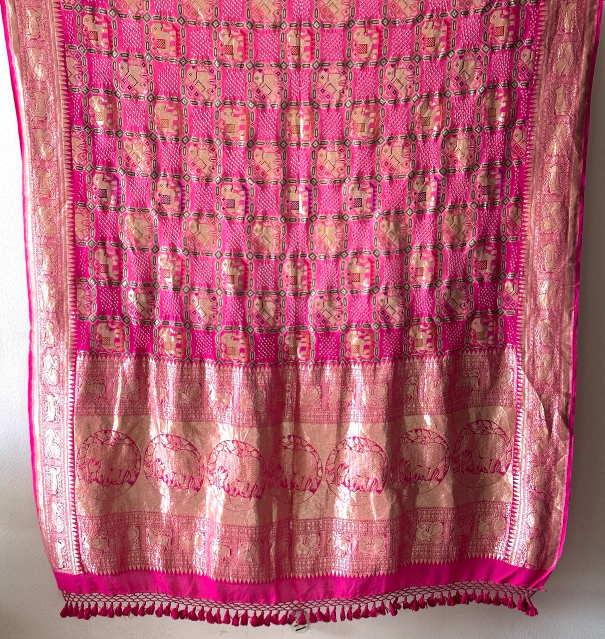 Gulabi Jharna Pure Banarasi Georgette Meenakari Bandhani Dupatta