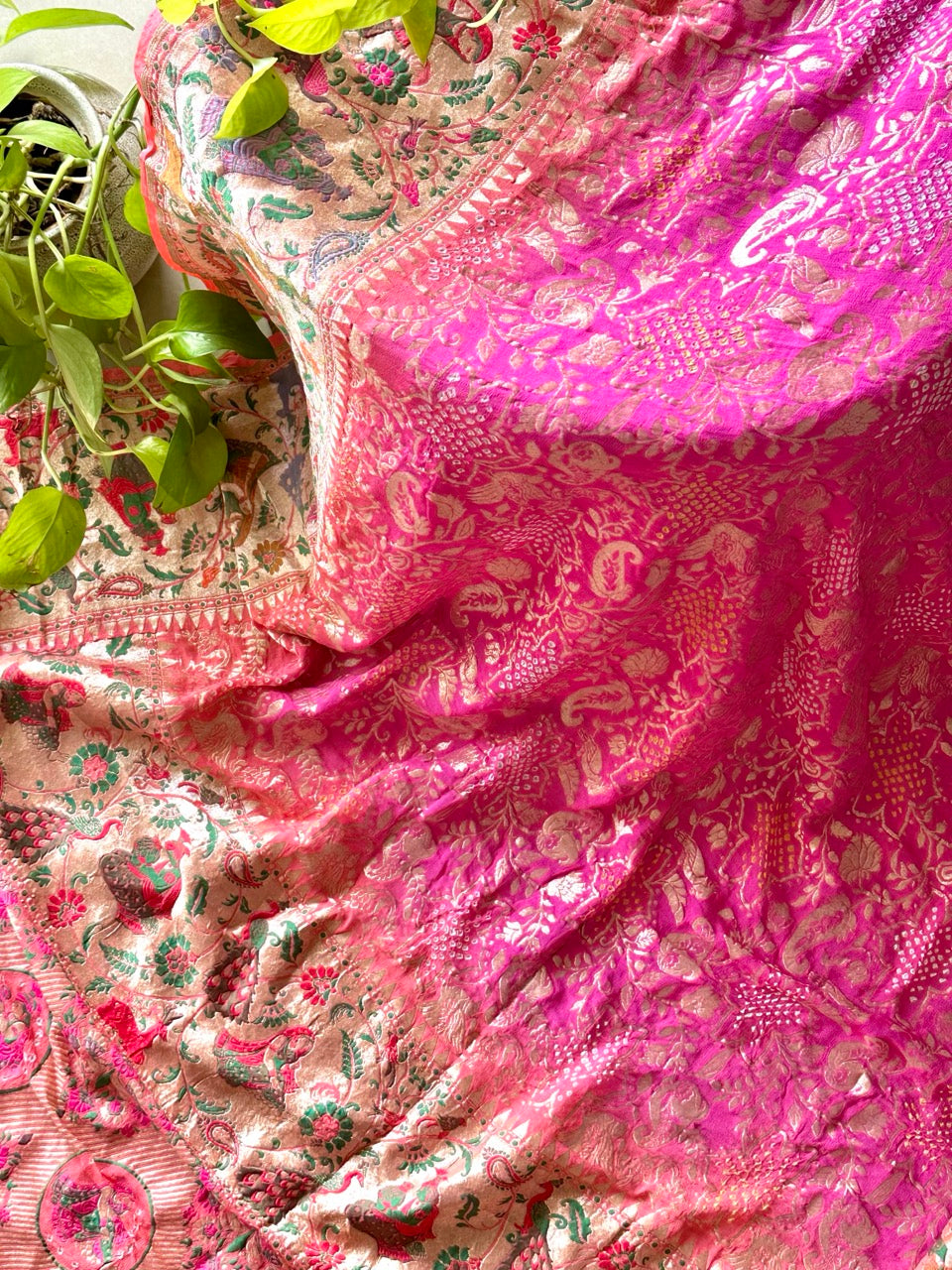 gulabi-rangrez-pure-banarasi-georgette-meenakari-bandhani-dupatta