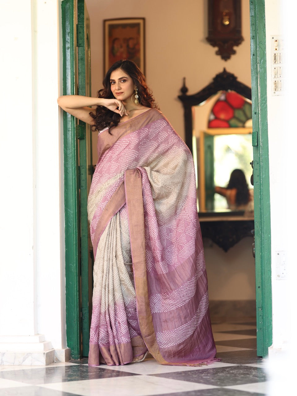 gulabi-zariya-munga-tussar-silk-bandhani-saree