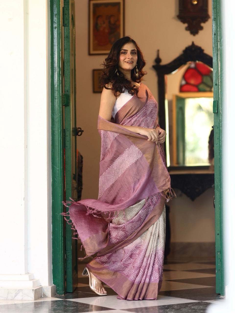 gulabi-zariya-munga-tussar-silk-bandhani-saree