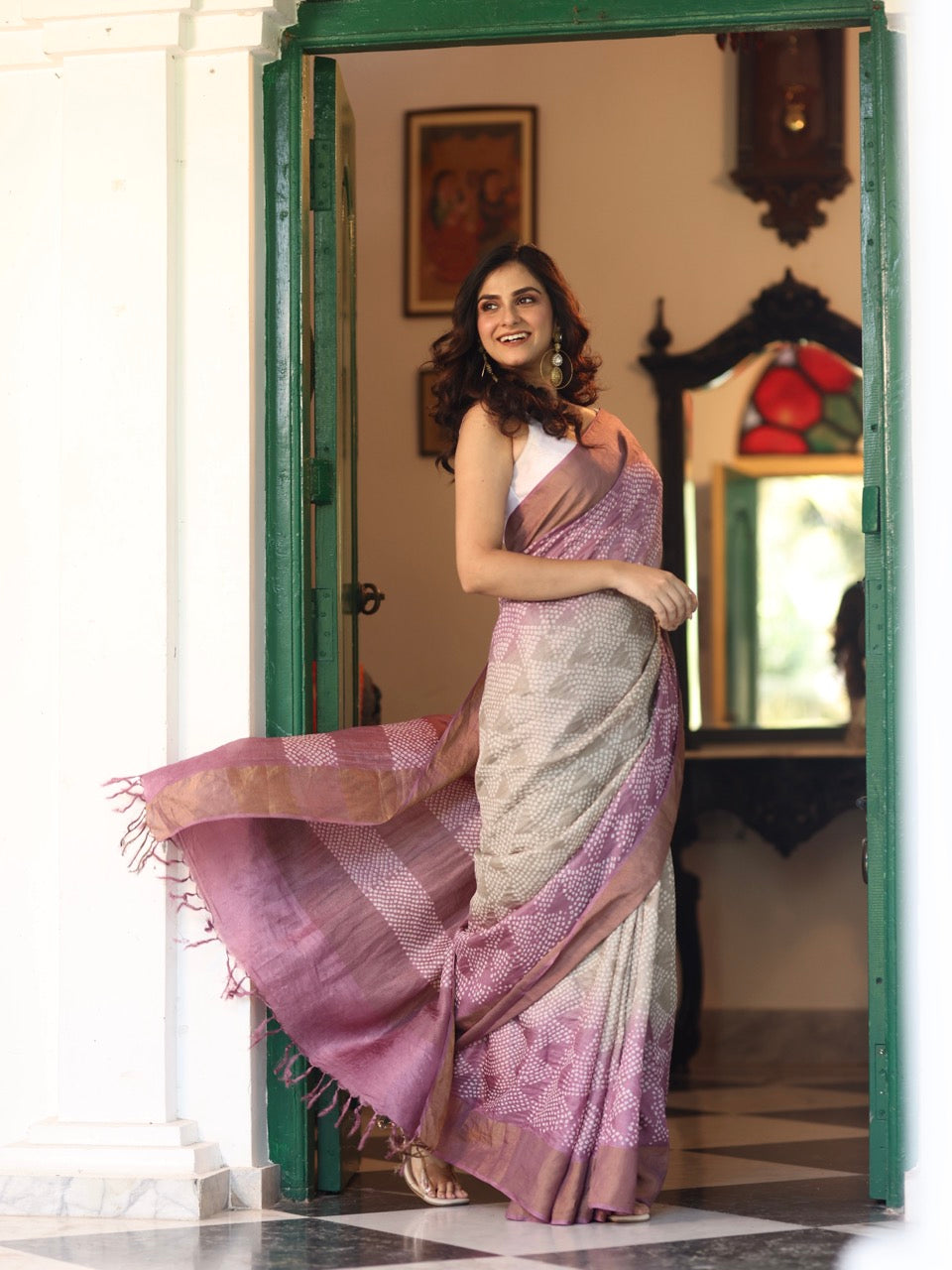 gulabi-zariya-munga-tussar-silk-bandhani-saree