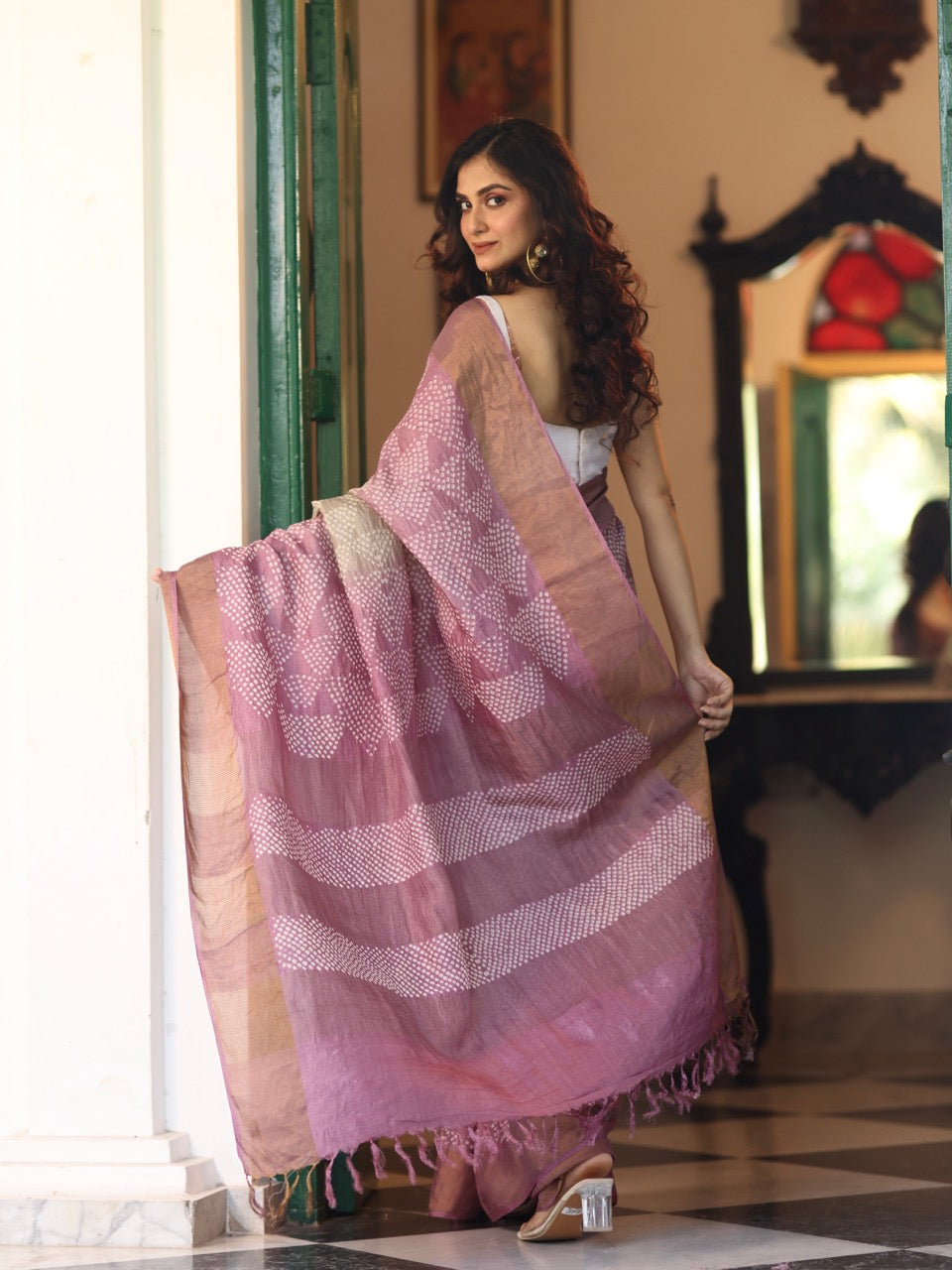gulabi-zariya-munga-tussar-silk-bandhani-saree