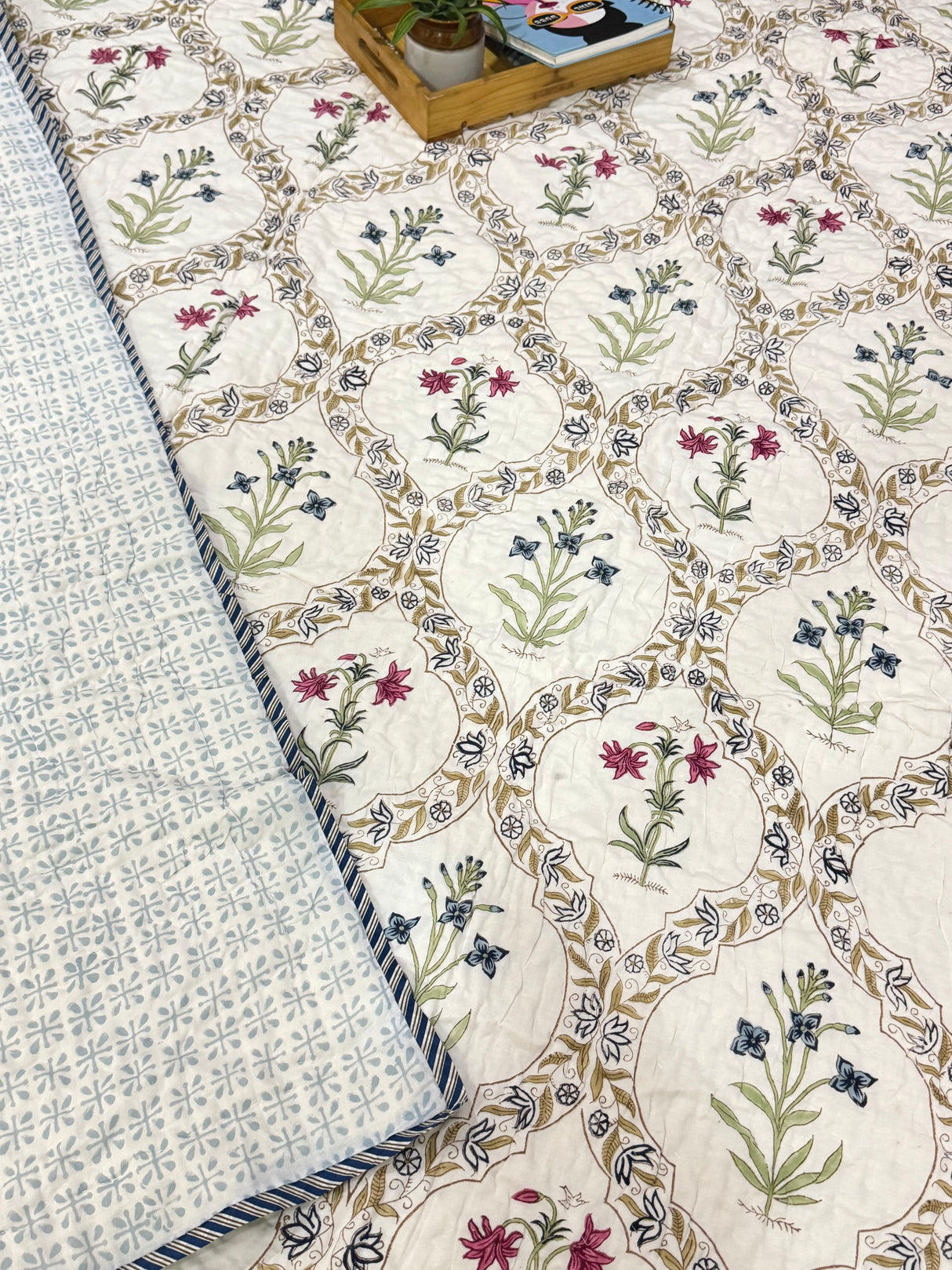 hand-block-printed-both-sides-mulmul-reversible-quilt-cotton-mist