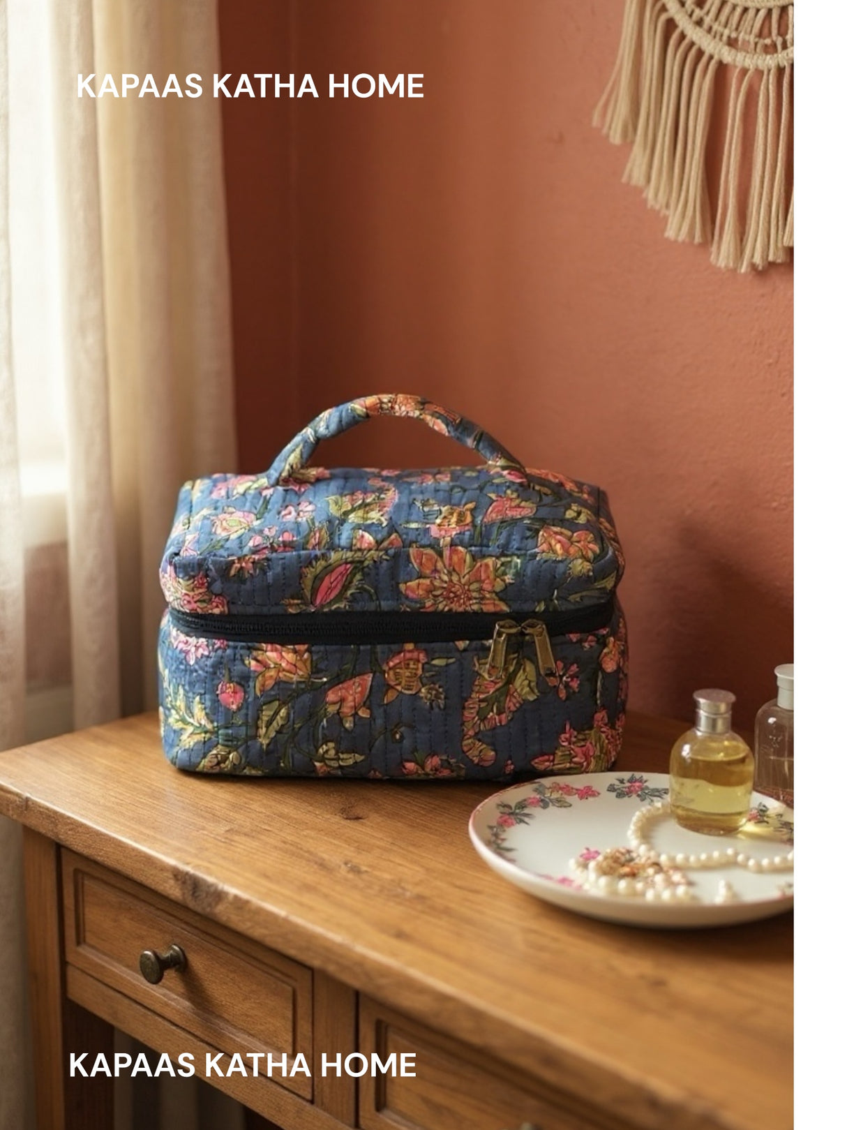 cotton-quilted-handmade-vanity-bag