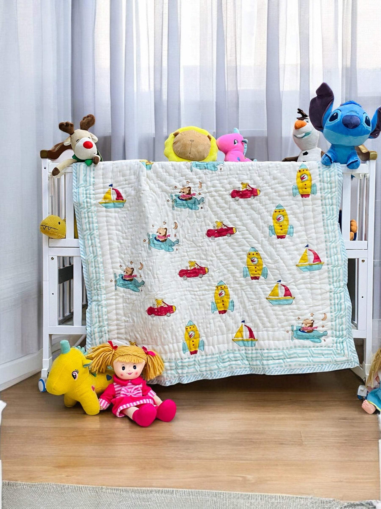 best selling transport design cotton quilt for kids with cars and boats ideal for playdate gifting in USA