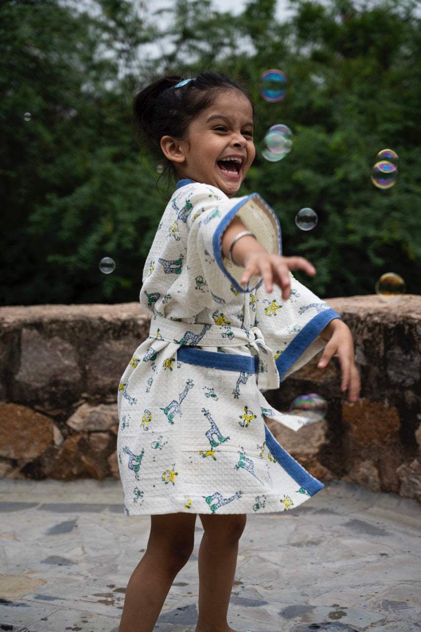 baby shower gift ideas cotton waffle bathrobes with giraffe monkey blue nursery theme Philippines