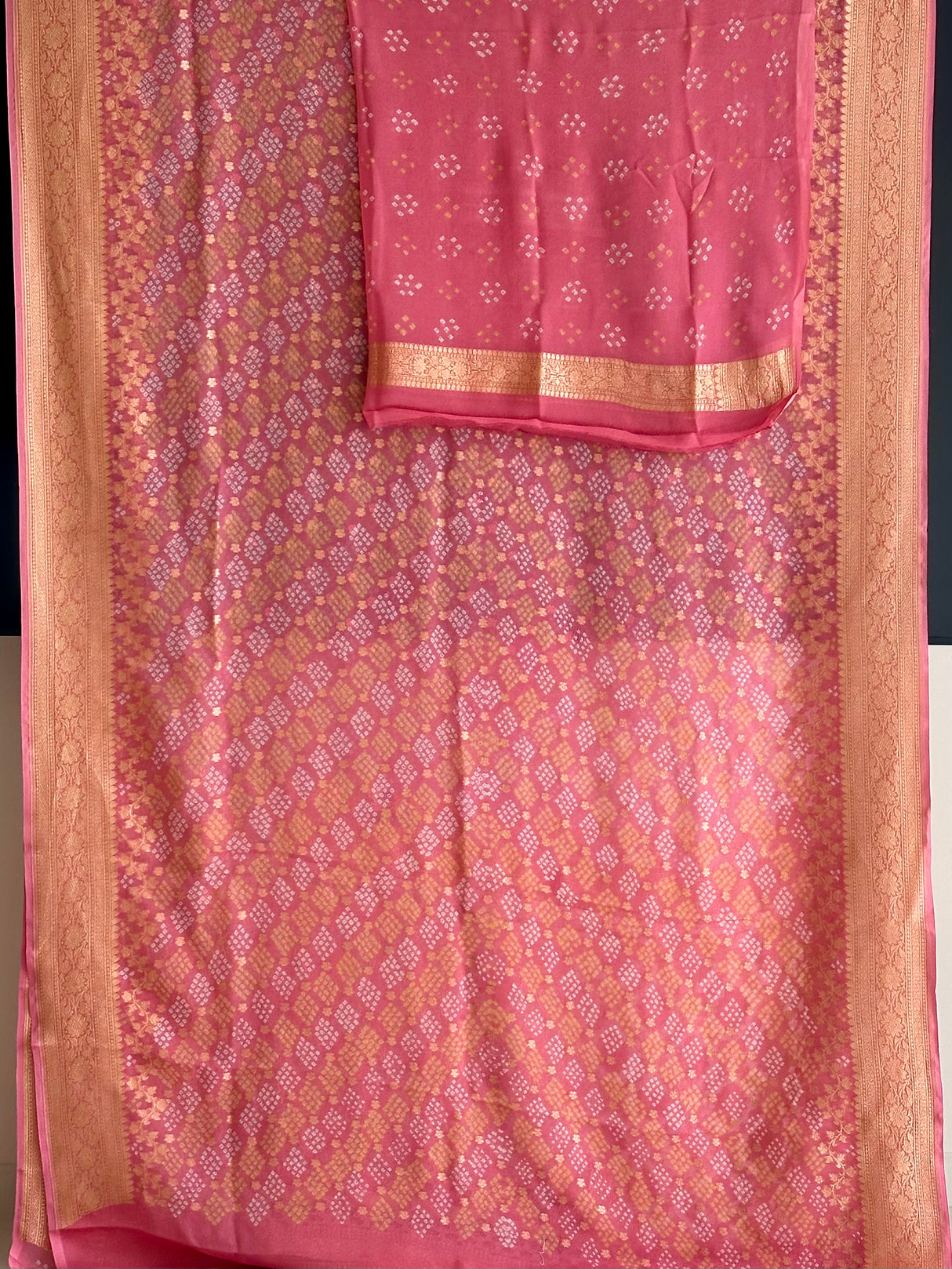 handcrafted-georgette-saree-rooted-in-bandhani-art