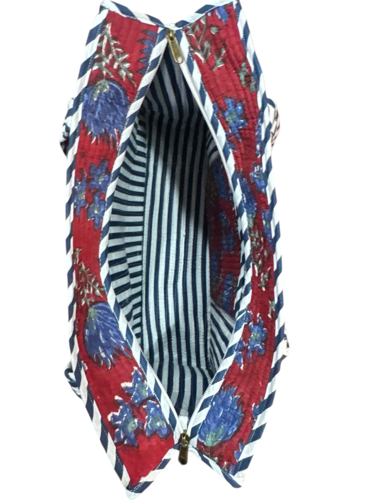 handcrafted-tote-bag-by-kapaas-katha