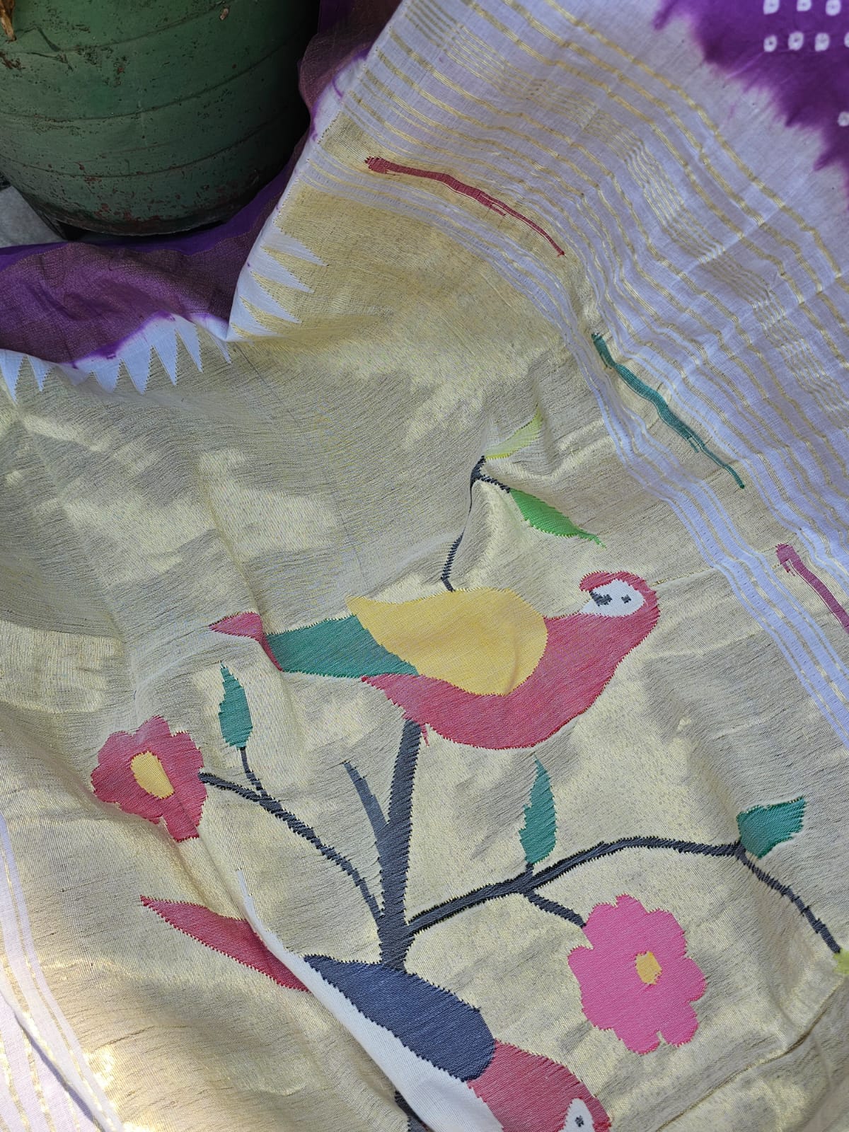 Handloom Cotton Paithani Bandhani Saree in Soft Lilac Colour