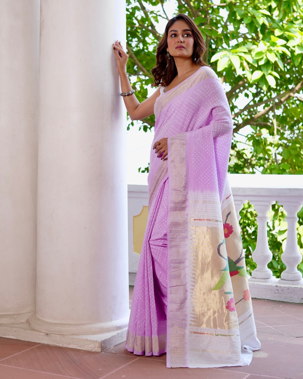 handloom-cotton-paithani-bandhani-saree-in-subtle-lavender-colour
