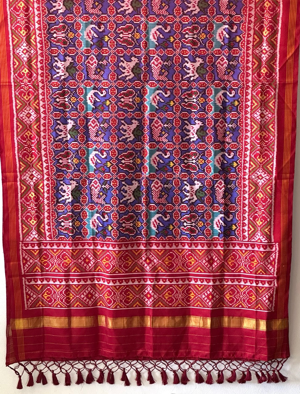 Handloom Pure Silk Single Ikat/Patola Dupatta With Animal and Birds Motifs