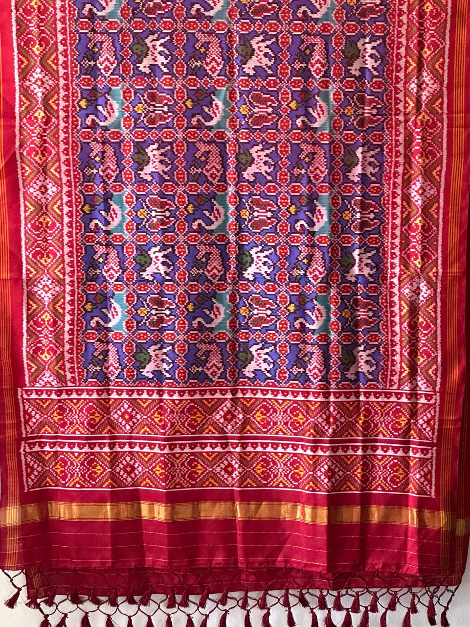 Handloom Pure Silk Single Ikat/Patola Dupatta With Animal and Birds Motifs