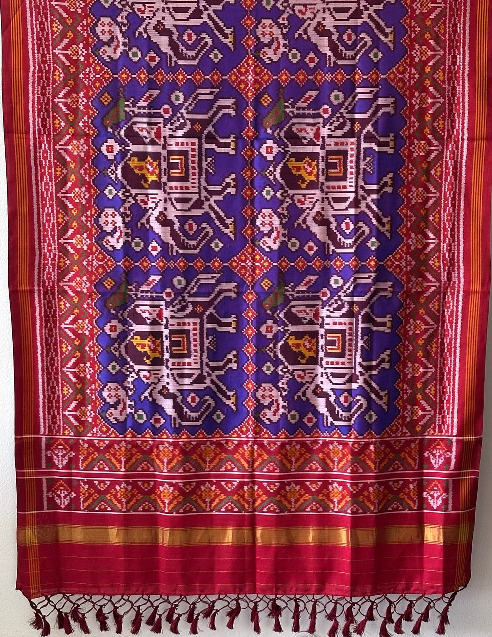 Handloom Pure Silk Single Ikat/Patola Dupatta With Striking Elephant Motif