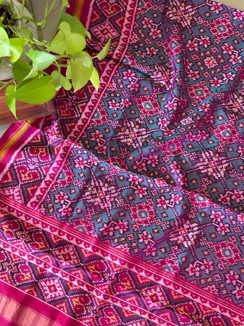 Teal and Pink Handloom Pure Silk Single Ikat/Patola Dupatta