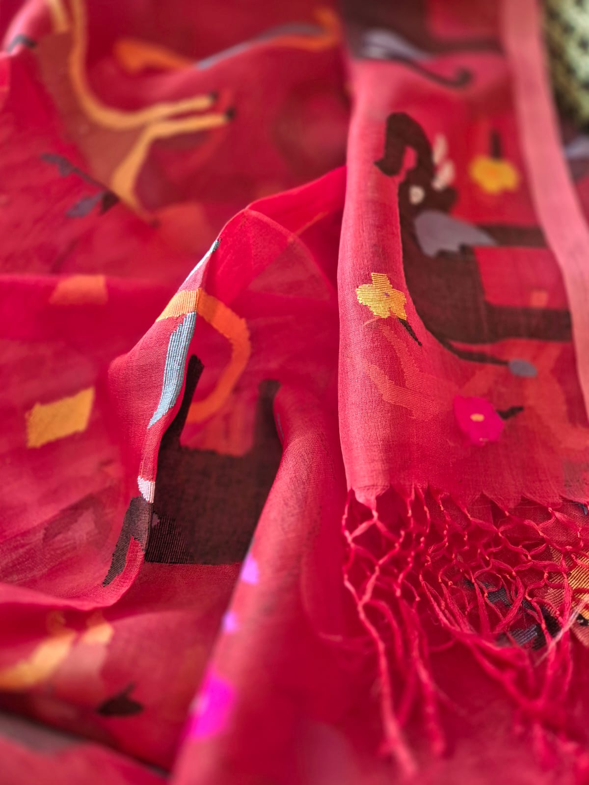 handloom-red-muslin-silk-jamdani-dupatta