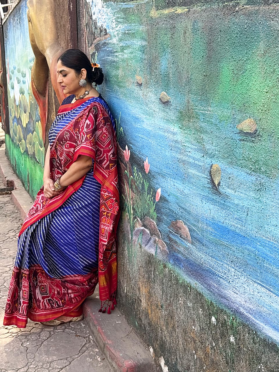 Exclusive Handloom Blue and Red Mulberry Silk Ikat Patola Saree with Leheriya and Gajraj Motifs