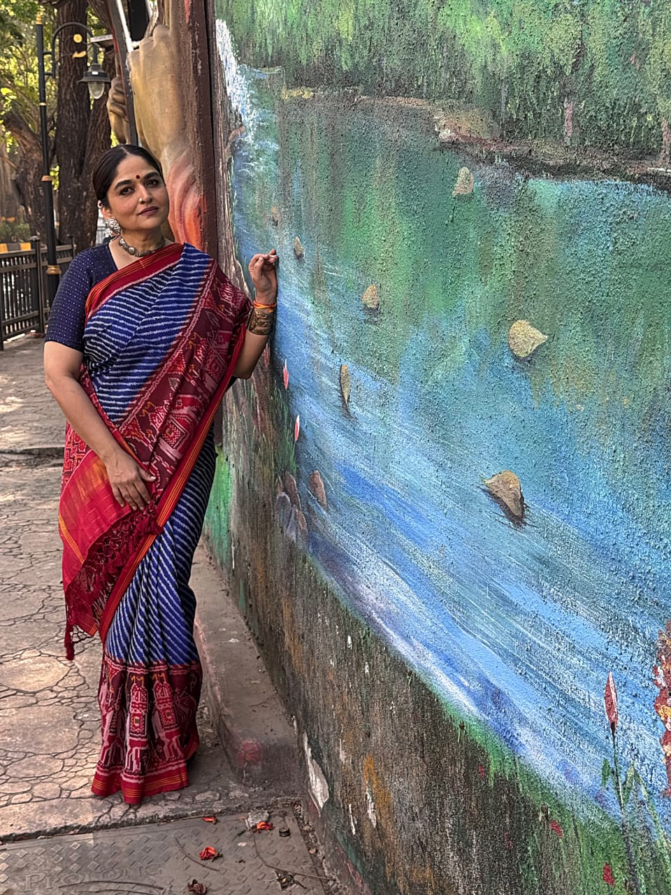 Exclusive Handloom Blue and Red Mulberry Silk Ikat Patola Saree with Leheriya and Gajraj Motifs