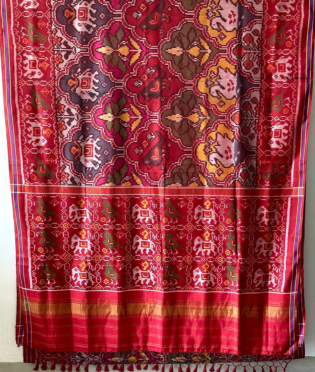 handloom-single-ikat-patola-elephant-flower-parrot-duck-saree