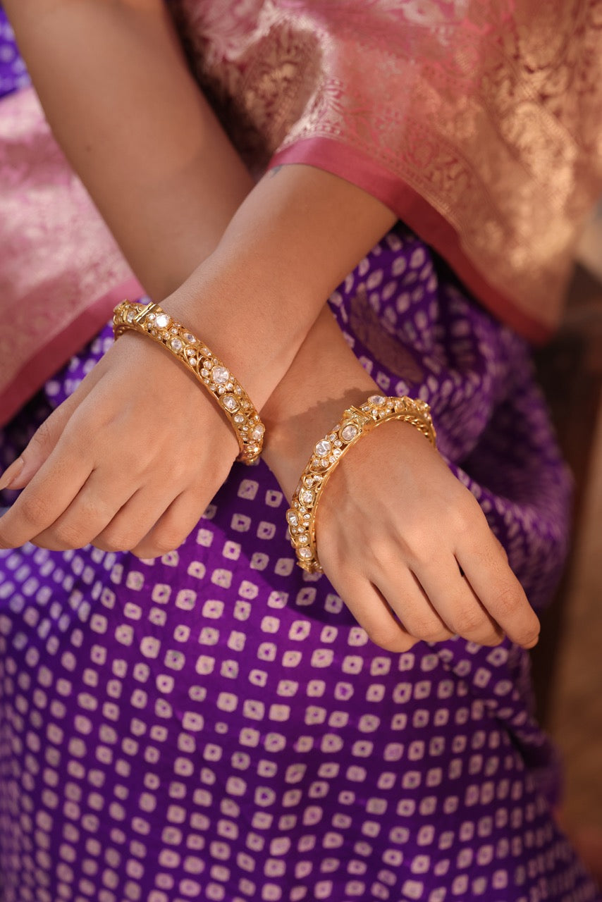 heerpolki-statement-handcrafted-92-5-silver-kadas-with-moissanite-polki