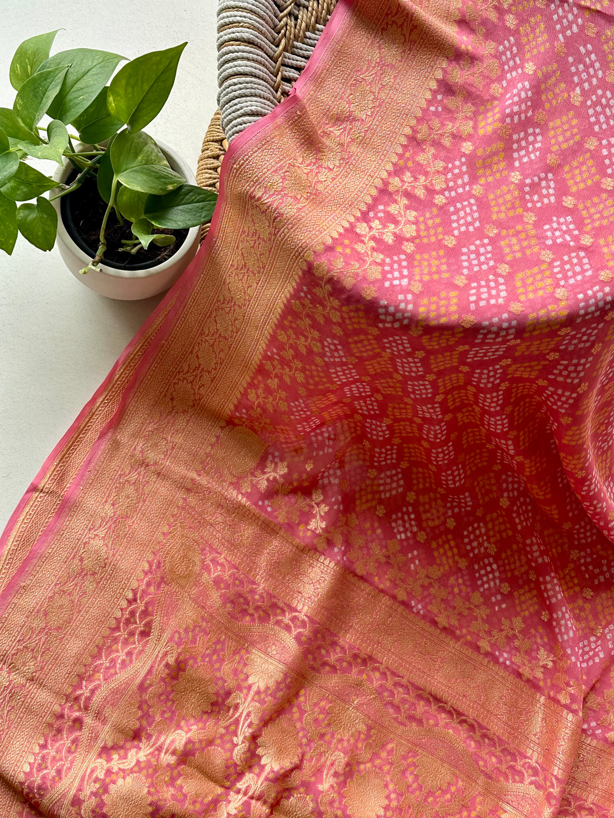 heritage-inspired-bandhani-georgette-saree-design