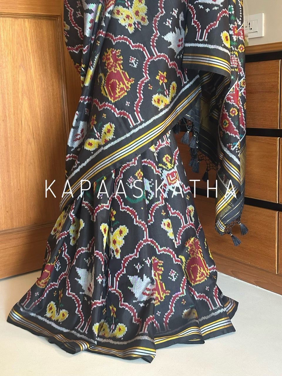 heritage-luxe-pure-single-ikat-mulberry-silk-saree