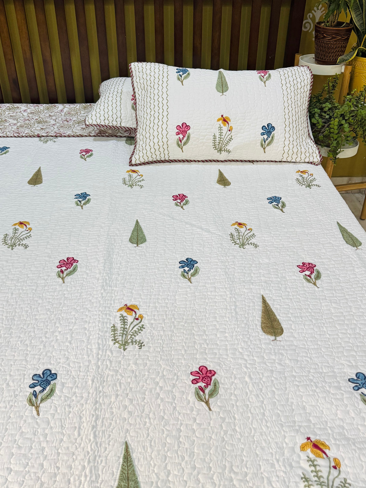 heritage-mulmul-bedcover-royal-loom