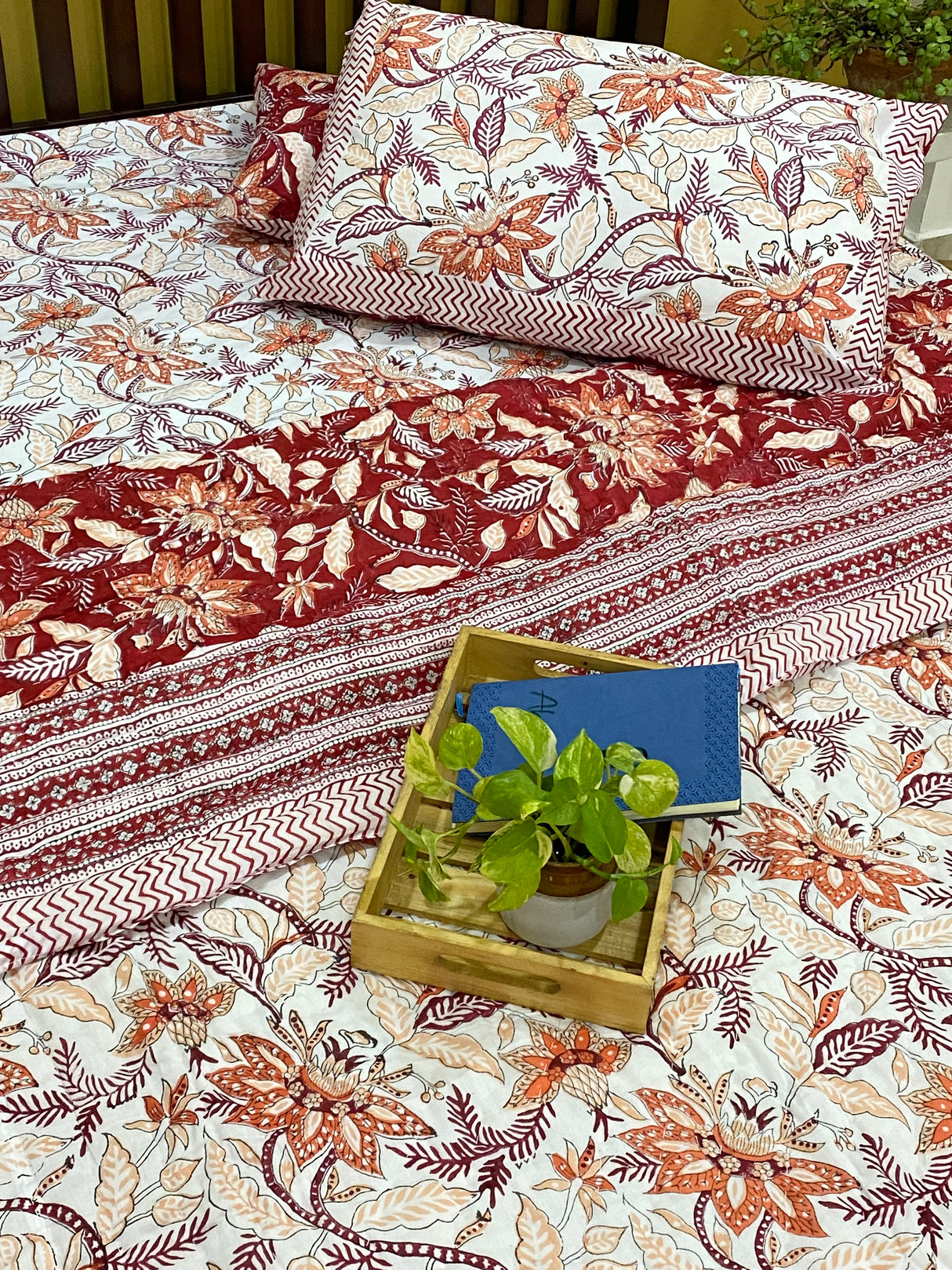 Rustic Red Floral Cotton Bedsheet & Quilt Set