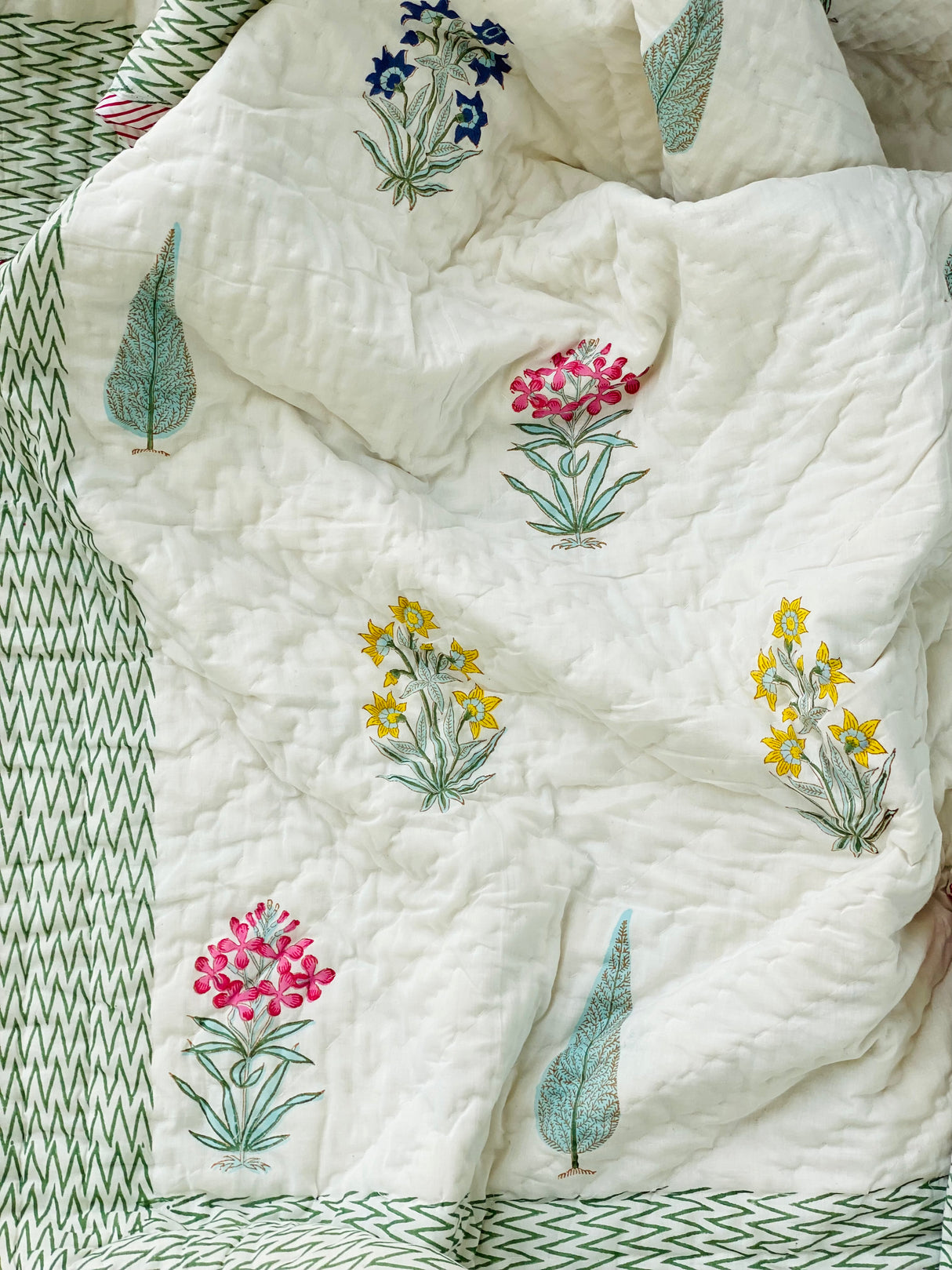 Blockprint Bedsheet & Quilt Set.