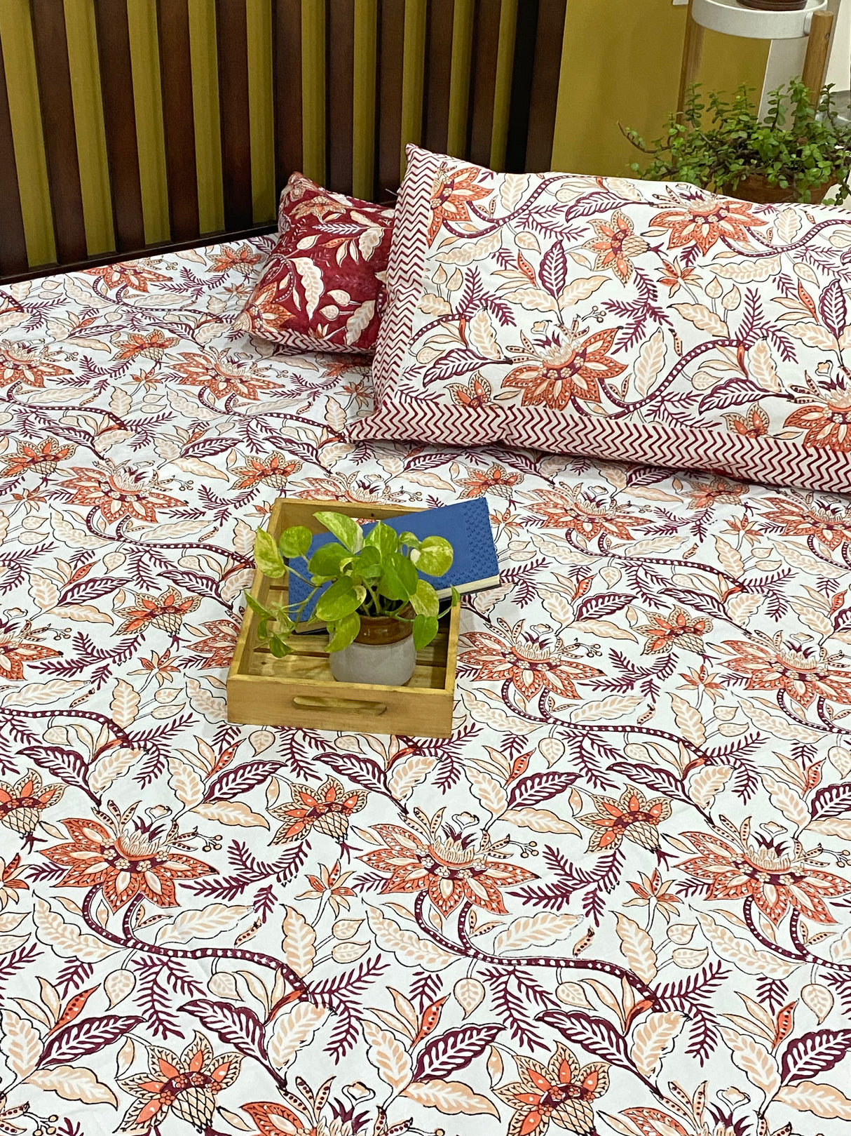 Rustic Red Floral Cotton Bedsheet & Quilt Set