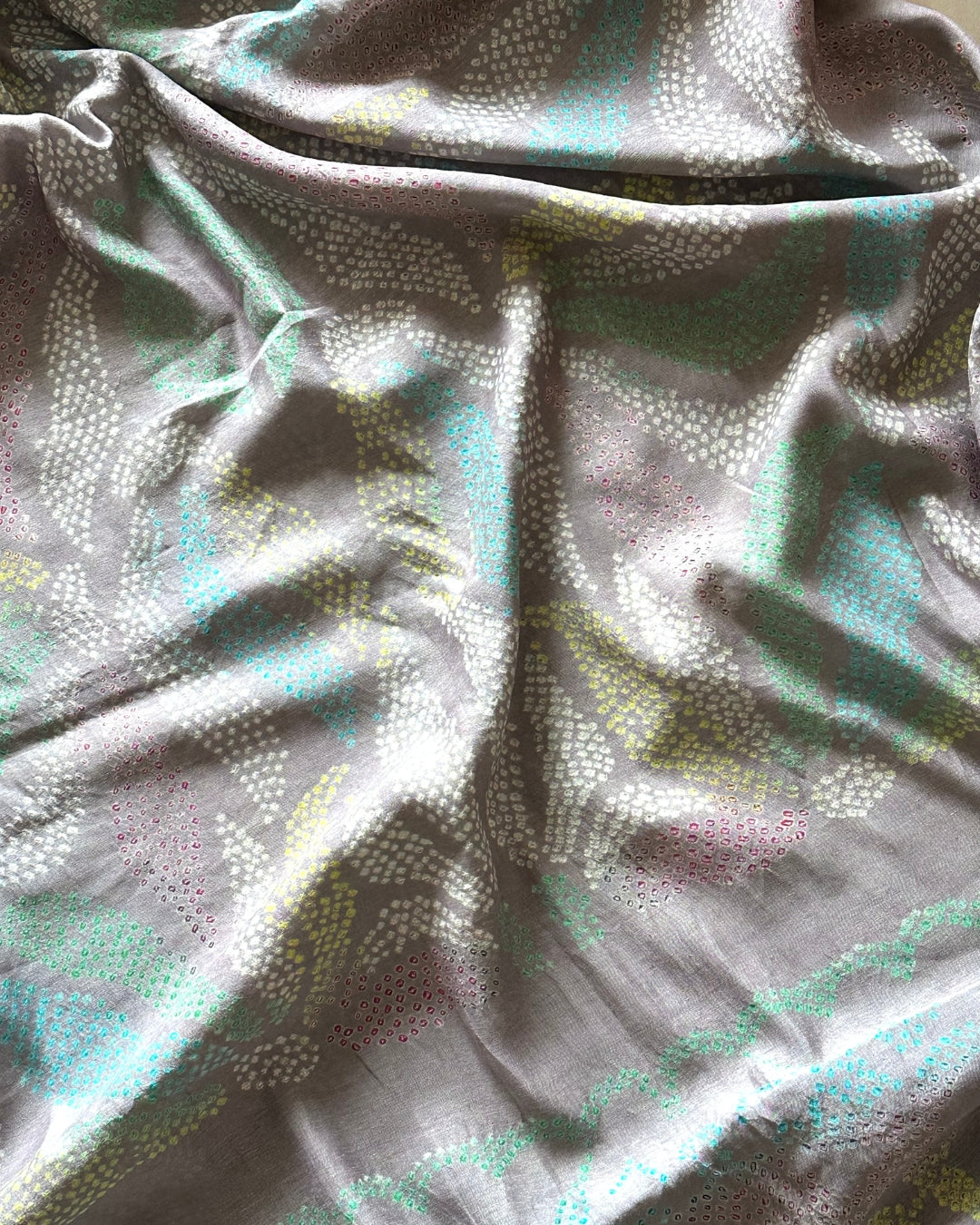 indian-handloom-bandhani-munga-silk-drape