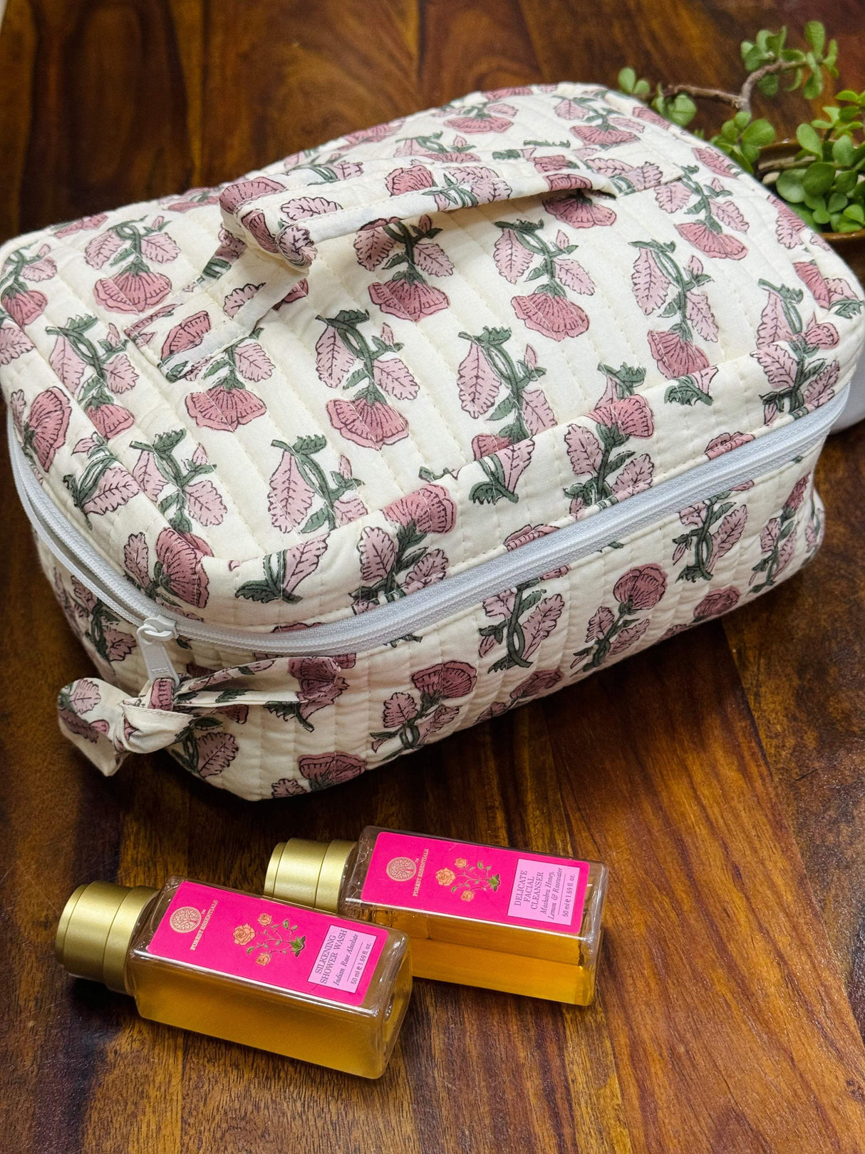 sustainable-cotton-travel-bag