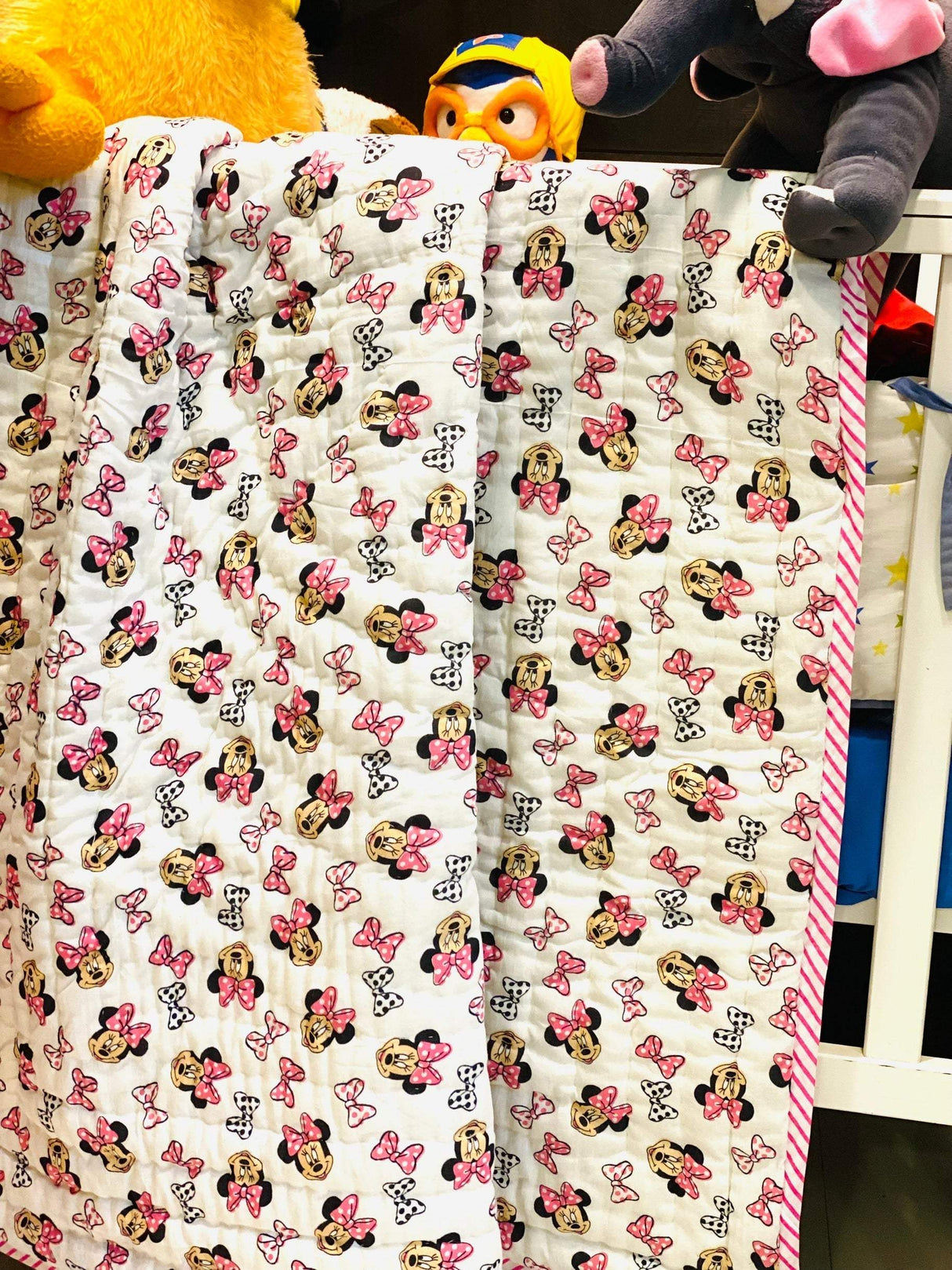minnie-mouse-quilt-for-girls-handcrafted-in-india-suitable-for-bulk-orders-and-export-to-uk-and-uae