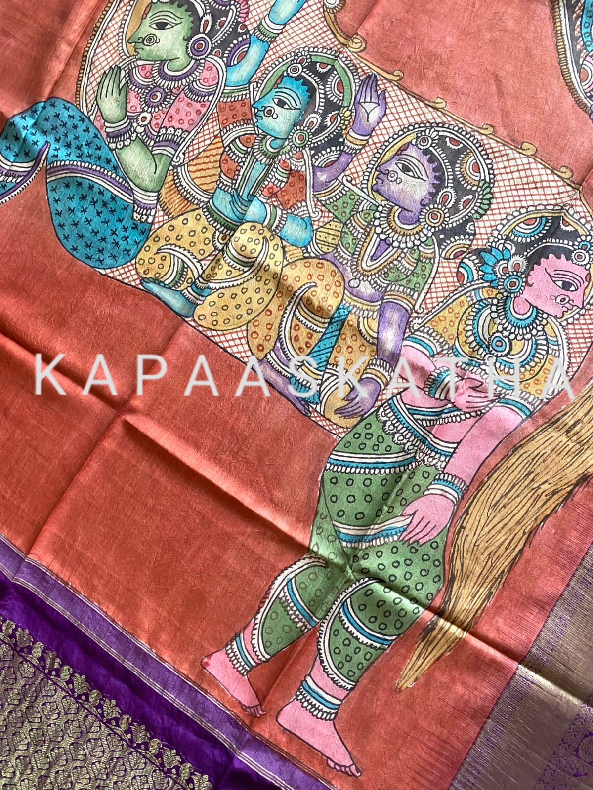 kalamkari-art-depicting-pancha-naari-turaga-horse-kanjeevaram-silk-dupatta-kapaaskatha