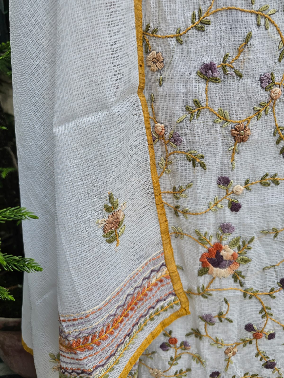 Kaleidoscope - Kota Phulkari Unstitched Suit Set