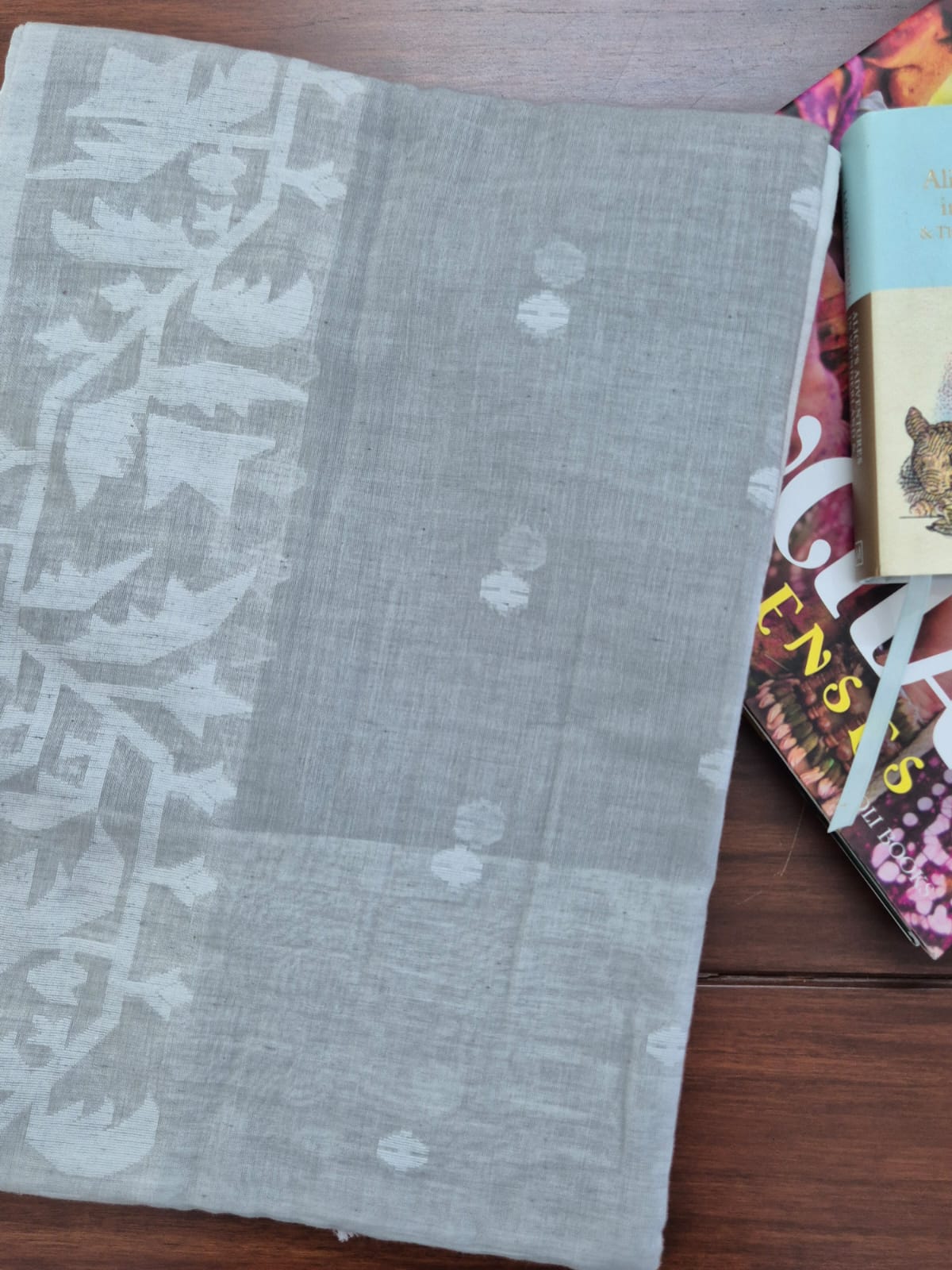 Elegant Mulmul Cotton Saree made on Jacquard Loom in Grey Colour