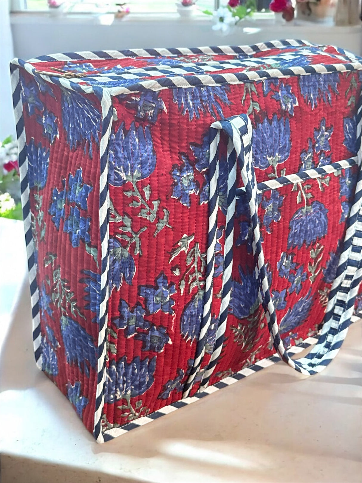 lightweight-reusable-handcrafted-tote-bag