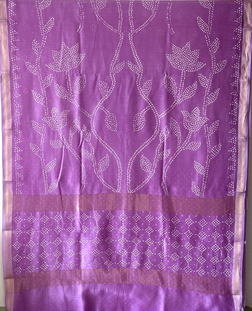 Lilac Chanderi Cotton Silk Half And Half Bandhani Saree